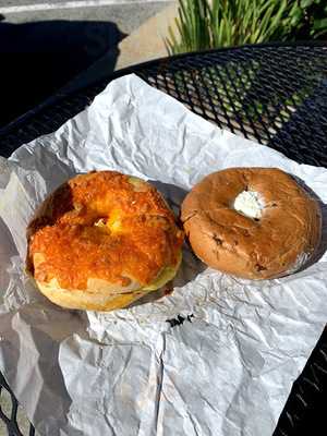 Doc's Bagels, Belmont