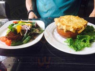 The Greenside Grille Restaurant