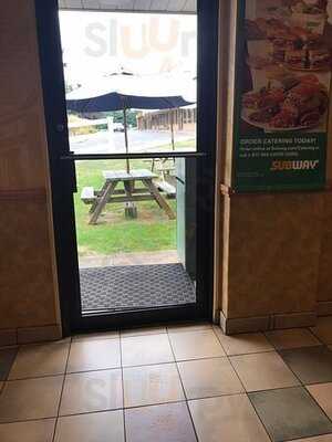 Subway, Rocky Hill