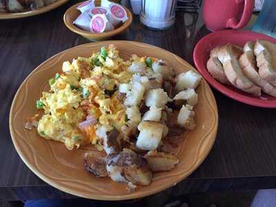 Eddie's Famous Cafe, Los Banos