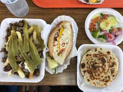 Chuyito's Hot Dogs
