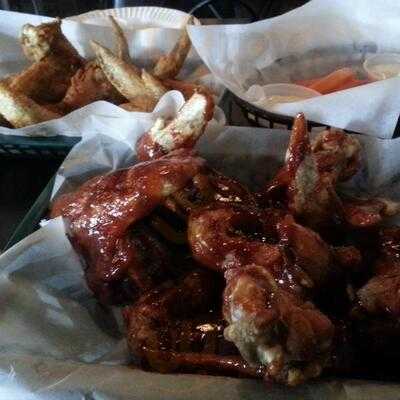 Mulligan's Sports Bar and Grill, West Mifflin