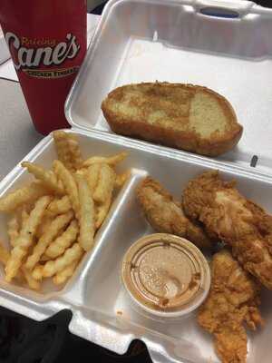 Raising Canes, Pascagoula