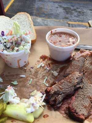 Bare Bull Bbq, Canyon Lake