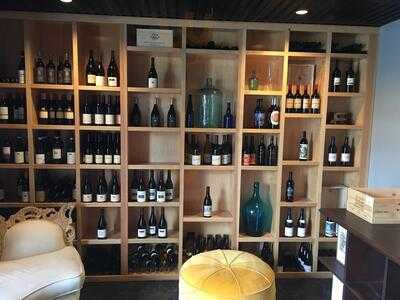 Cantine Winepub, Aptos