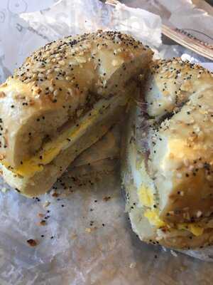 Bruegger's Bagels, Lexington