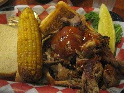 R.j.'s Bob-be-que Shack