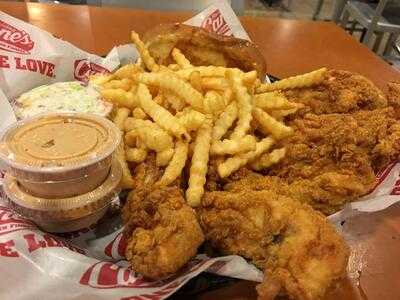 Raising Cane's Chicken Fingers