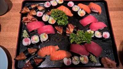 Shinano Sushi Bar & Japanese Cuisine