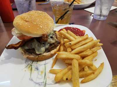 Box Car Tavern, Stanwood