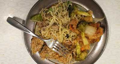 Moy Goy Inn menu