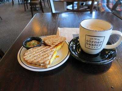 Corner Bakery Cafe, Calabasas