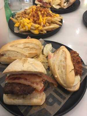 100 Montaditos