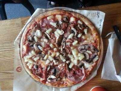 Blaze Pizza