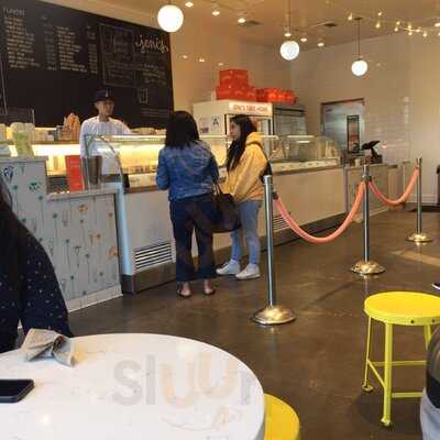 Jeni's Splendid Ice Creams, Calabasas