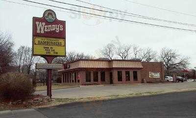 Wendy's, Newton