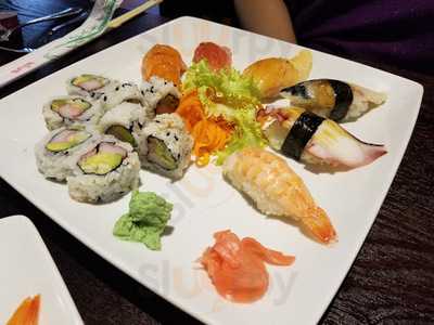 Red Sushi Hibachi, Papillion