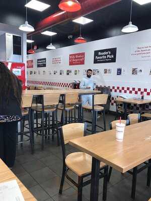 Five Guys, East Windsor