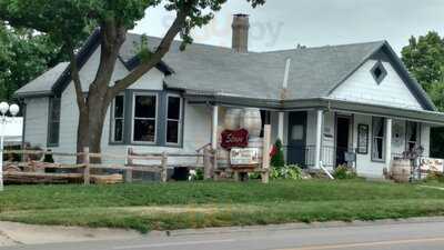 The Stave Wine and Cheese Parlour, Papillion