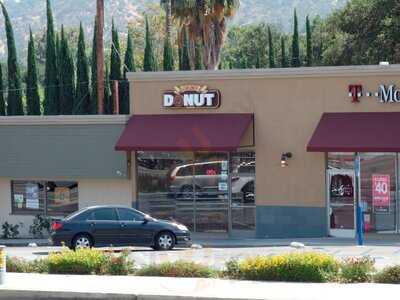 Golden Donuts Place, La Canada Flintridge