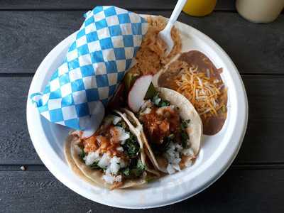 Los Costenos Taco Truck, Chehalis