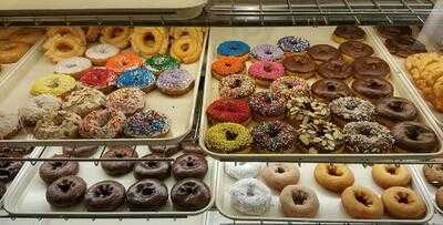 Fresh & Best Donuts