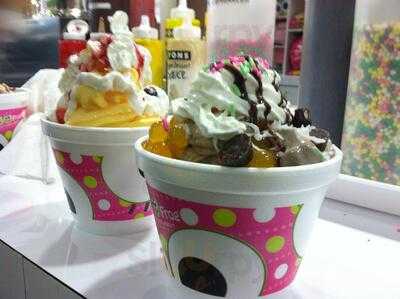 Sweet Frog, Edgewater