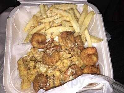 Snappers Fish and Chicken, Miami Gardens