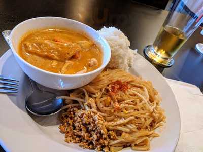 Rice Up Thai Cuisine, Lake Stevens