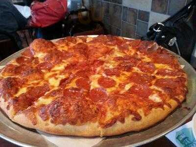 Luciano's Pizza & Six Pack To, Bethel Park