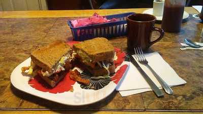 Mary Anne's Breakfast And Lunch