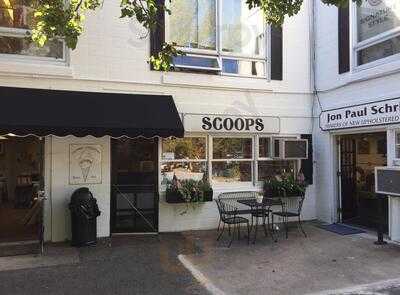 Scoops, Wilton