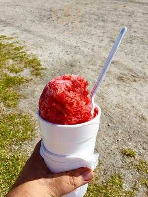 Pelican's Snoballs, Auburndale