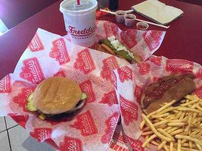 Freddy's Frozen Custard & Steak Burgers