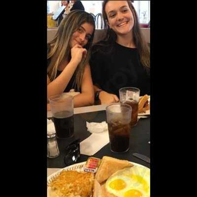 Waffle House, Commerce