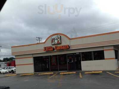 Little Caesars, Muscle Shoals