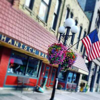 Hanisch Bakery And Coffee Shop