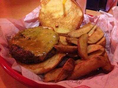 Fuddruckers