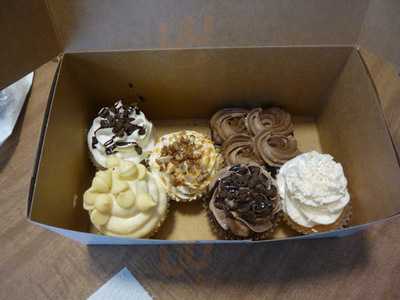 AnnOlivia's Sweet Shop