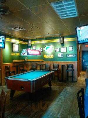 Sam's Sports Bar And Grill