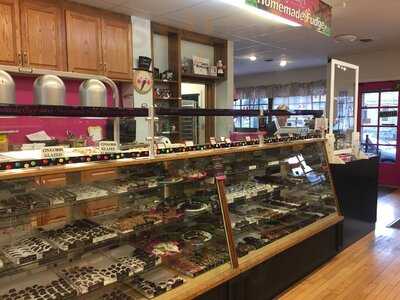 Ashley's Confectionery, Cedarburg