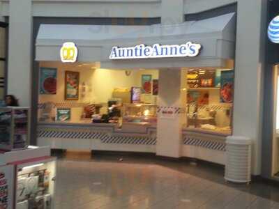 Auntie Anne's, Lincolnwood