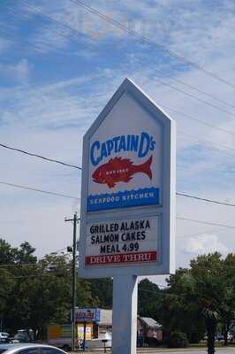 Captain D's