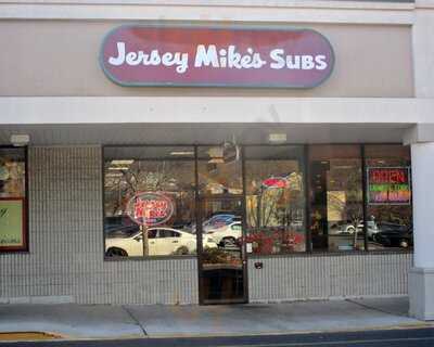 Jersey Mike's Subs, Warren