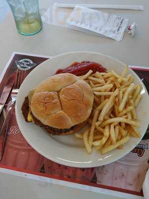 Steak 'n Shake, Locust Grove