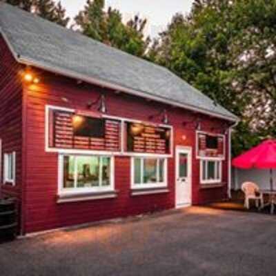 Midwoods Dairy Barn, Ludlow