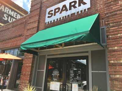 Spark Community Cafe, Versailles