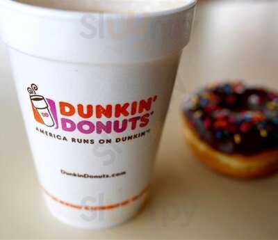 Dunkin', Auburn