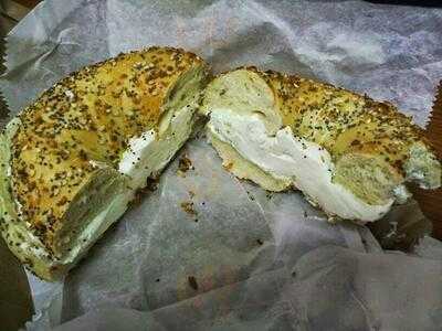 Bagel Base, Elmwood Park