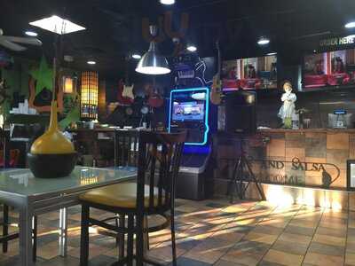 Chips and Salsa Taqueria